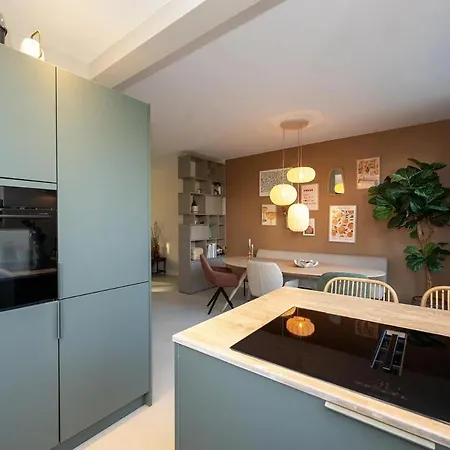 Large Vacation With Garden Near The Sea And Haarlem Overveen