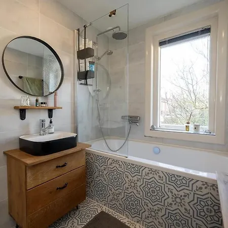 Large Vacation With Garden Near The Sea And Haarlem *