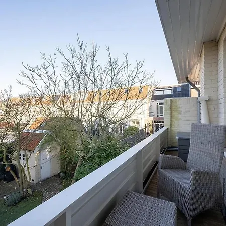 Holiday home Large Vacation With Garden Near The Sea And Haarlem Overveen
